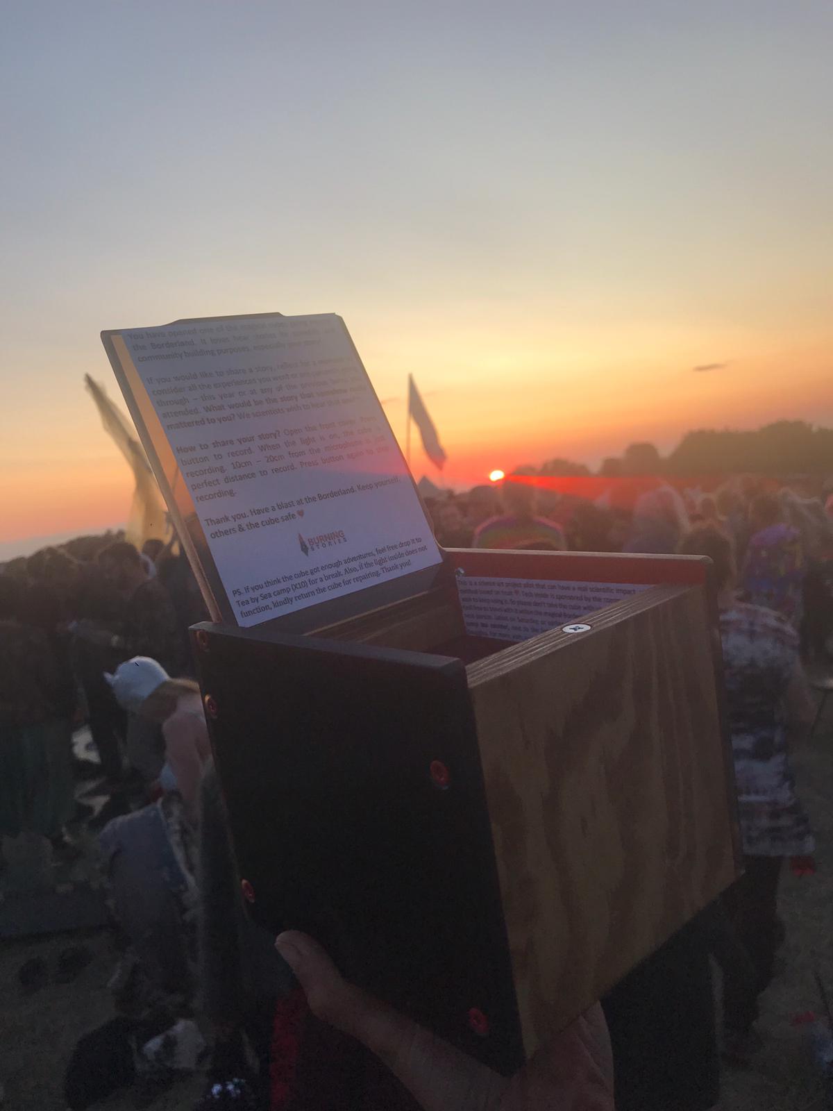 Story Sharing Cube at Borderland Festival 2019. Photo by Hilda Rujs. Cube design, assembling and technical tailoring by Kalle Oja & Peter Tapio.